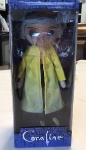 New 2018 Neca Laika Caroline Prop Doll Figure Replica - (PLEASE READ) - Foto 1 di 5
