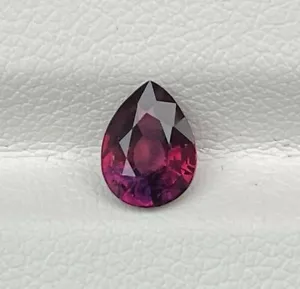 Piedra preciosa suelta de rubí rojo natural 1,11 quilates corte pera Madagascar - Imagen 1 de 6