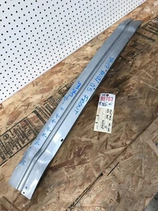 2009 2010 2011 2012 2013 2014 2015 2016 AUDI Q5 Front Bar Reinforcement OEM - Picture 1 of 9
