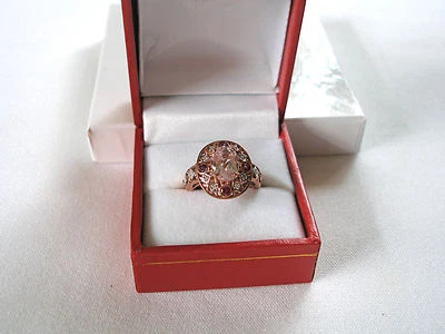 Anillo solitario de kuncita de 2,86 quilates, granate rodolita y diamantes de oro rosa de 10 quilates Foto 1 de 4