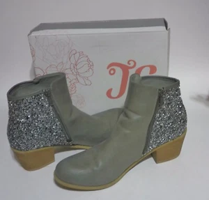 TG Women’s Gray Silver Glitter Covered Sparkly Bling Heeled Boots Size 12 - Picture 1 of 5