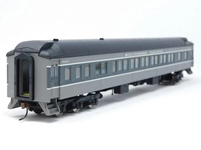 HO SP Southern Pacific Pullman Heavyweight 12-1 Sleeper NIB NOS # 932-10009 - Image 1 of 3