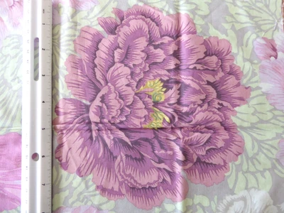 RARE VTG 1/2YD Phillip Jacobs BROCADE PEONY PWPJ06 Rowan Quilt Cotton - Image 1 of 4