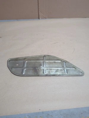 1989-1998 Yamaha Big Bear YFM350 YFM 350 4X4 Exhaust Heat Shield Guard Fender 94 - Image 1 of 4