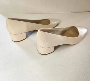 Liz Claiborne Memory Foam LC FARIS Women Size (10 M) Cream-EXC - Picture 1 of 7