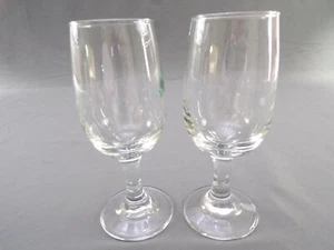 Due bicchieri da vino sherry soffiato a mano gambo trasparente oversize sensazione pesante 6" alti 6 oz - Foto 1 di 8