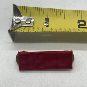 "Pin rojo barra cinta buena conducta de la Marina de los Estados Unidos 1"" vintage militar individual" - Imagen 1 de 4