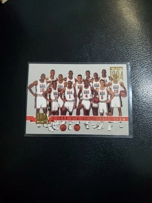 1994 SkyBox USA 1994 USA Basketball Team Gold #83 USA (C) - Изображение 1 из 2