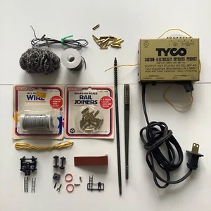 Tyco HK 899V Transformer + HO Model Train Lot of Parts Brake Wheel Ladder Tools - Picture 1 of 5