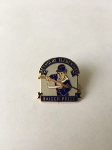 Reynold's Grundschule Anstecknadel Raider Pride kleine Clutch Rücken Stil - Bild 1 von 7