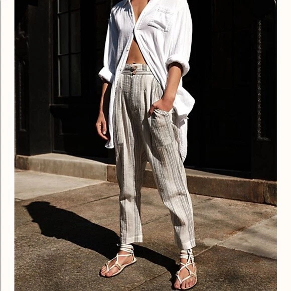 People Ivory Combo Semi Sweet Pants Size Medium