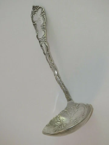 1896 WENDELL Sterling Silver 'Junior Rococo Pattern' 7" Gravy Ladle, 60 Grams Cover