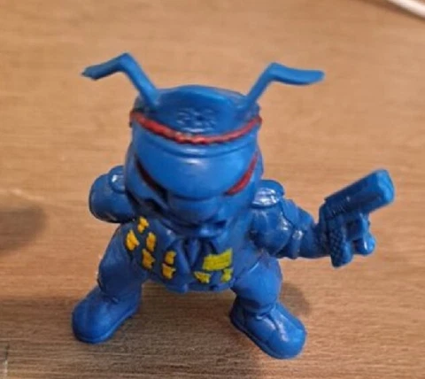 1987 HASBRO ARMY ANTS General Mc Antler Action Figure Cover