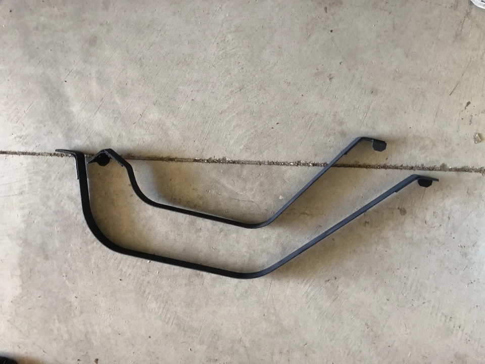 2011 nissan cube gas tank straps, OEM, Right & Left ,Pair, OEM - Image 1 of 4