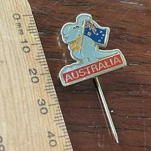 Vintage Australian Flag Kangaroo Joey Souvenir Metal Lapel Pin Hat Enamel Badge - Picture 1 of 4