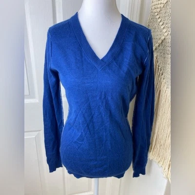 Suéter azul con cuello en V Quinn Cashmere para mujer nuevo con etiquetas Foto 1 de 4