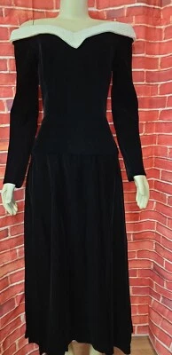 Nancy Johnson Premier VTG.  Black Velvet Faux Pearls Off Shoulders Sz 8 NEW #C5 - Image 1 of 4