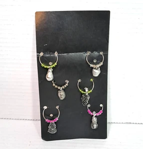 Vtg Lot 6 Wine Charms Pendants Fruit Themed Strawberry Pear Grapes Fruits Apple - Picture 1 of 3