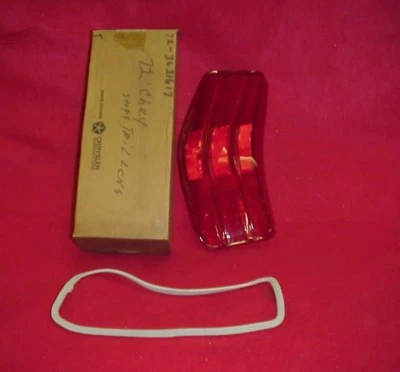 NOS 72 CHRYSLER NEWPORT STATION WAGON TAIL LIGHT LENS LEFT HAND NEW 3621617 - Image 1 of 4