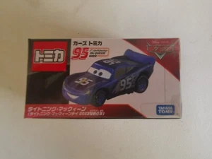 Tomica Disney Pixar Cars Lighting McQueen 95th Japan Tomy Takara - Picture 1 of 2