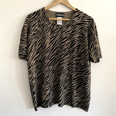 复古 Sag Harbor 女式 1X 灰色黑色斑马动物印花短袖毛衣 — 第 1/4 张图片