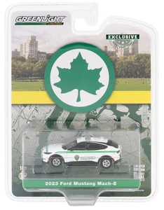 Greenlight 2023 Ford Mustang Mach-E Select New York 30480 Hobby Exclusive 1:64 - Picture 1 of 2
