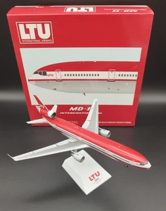 JC Wings 1:200 McDonnell Douglas MD-11 LTU Model Metalowy Die Cast - Bild 1 von 7