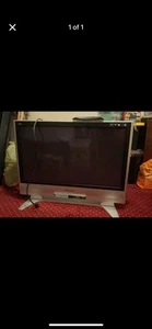 Panasonic 37 Inch FHD 1080p TV TH-37LRU30 with Remote, No Stand - Picture 1 of 1
