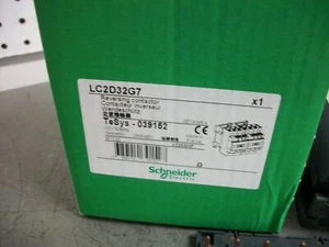 LC2D32G7 Schneider Elektrostarter - NEU KOSTENLOSER VERSAND - Bild 1 von 4