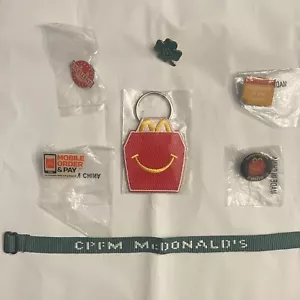 McDonalds Solapa Sombrero Pns Llavero Pulsera Coleccionables Memorabilia Publicidad - Imagen 1 de 10