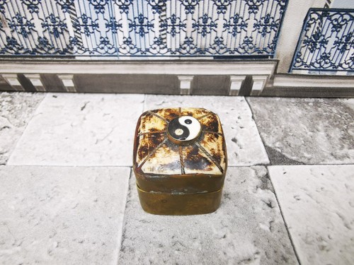 KENZO Piccola scatola portapillole vintage in miniatura smaltata Cloisonne Trinket AA10