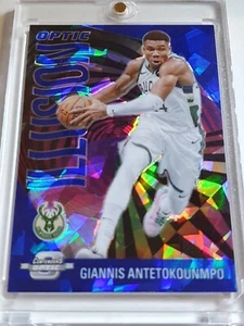 2023 Contenders Optic Giannis Antetokounmpo #10 BLUE CRACKED ICE /75 Holo - Rare - Picture 1 of 3