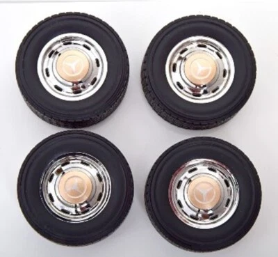 KKDCACC005 KK scale 1:18 Mercedes rims and tire set lightgold/chrom - Image 1 of 2