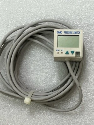 SMC ZSE4-T1-65 Vacuum Pressure Switch 12-24VDC -101kPa (-760mmHg) New - Image 1 of 4