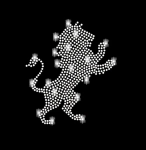 STRASS LÖWE Bayern BÜGELBILD HOTFIX APPLIKATION RAUBKATZE SILBER KÖNIG TIGER - Picture 1 of 3