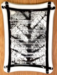 Art Glass Soap Dish Black Birch Leaf Imprint Border White Signed Sue 3.75"x5.25" - Picture 1 of 11