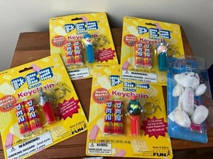 Lot of 4, NOS, PEZ Candy Keychains and NIP PEZ Candy Dispenser and clip - Picture 1 of 12