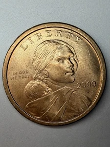 2000 D SACAGAWEA ONE DOLLAR US LIBERTY COIN GOLD COLOR CIRCULATED  - Picture 1 of 2