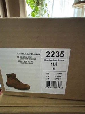 Redwing King toe 6” men’s Work Boot. Non Metallic Toe Size 11 EE - Image 1 of 2