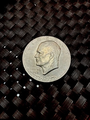 1776-1976-E - Bicentennial Eisenhower Dollar - Image 1 of 2