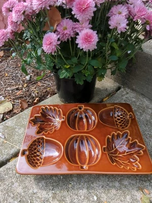 Crate & Barrel Harvest Fall Autumn Leaf Acorn Pumpkin Baking Dish Brown Ceramic  - Image 1 of 4