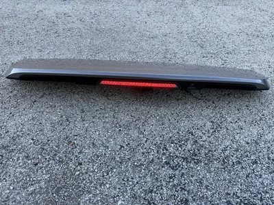 Range Rover Sport 2010-2013 portón trasero alerón ala cámara envolvente OEM gris Foto 1 de 4