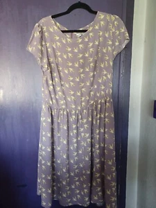 BODEN LILAC SWALLOW PRINT DRESS...SIZE 16..LADIES - Picture 1 of 4