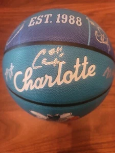 2022 23 Charlotte Hornets Team Signed City Edition Basketball - Bild 1 von 6