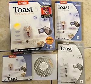 Roxio Toast 5 Titan - Disc und Schlüssel - Bild 1 von 4
