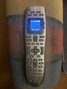 Logitech Harmony 650 Universal Remote Control - Picture 1 of 5