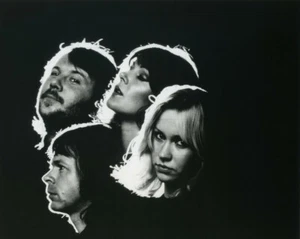 ABBA - AGNETHA FALTSKOG - BENNY ANDERSON - 10" x 8" Artwork Photograph Of Group - Picture 1 of 1