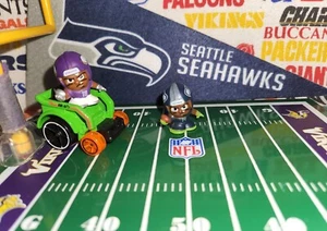 2023 (2022) NFL Series 11 Seattle Seahawks WR D.K. Metcalf figurine - Picture 1 of 6