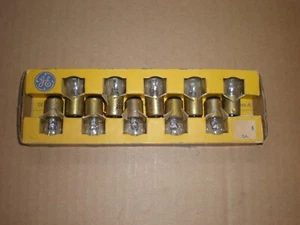 BOX OF 10 VINTAGE LAMPS GE 210 GENERAL ELECTRIC 6 VOLT BULB 15c INTERIOR - Picture 1 of 6