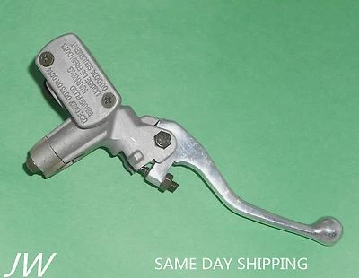 FRONT BRAKE MASTER CYLINDER FOR 1996-2004 HONDA XR250R XR400R 1998-2001  CR500R - Image 1 of 4